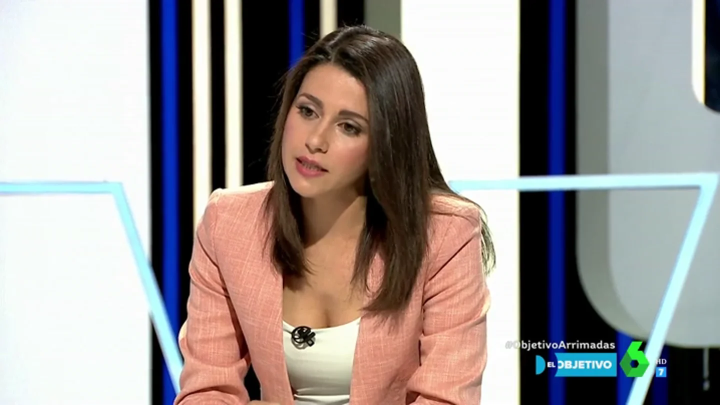 Inés Arrimadas, sobre la "violencia intrafamiliar": "Las personas que sufran violencia en el ámbito doméstico tendrán el apoyo de la Junta de Andalucía" Inés Arrimadas, sobre la "violencia intrafamiliar": "Las personas que sufran violencia en el ámbito doméstico tendrán el apoyo de la Junta de Andalucía"