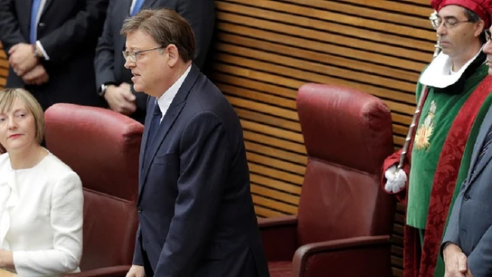 El socialista Ximo Puig promete el cargo de president de la Generalitat  El socialista Ximo Puig promete el cargo de president de la Generalitat