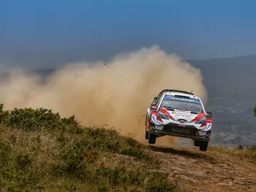 Ott Tänak se destaca en Cerdeña Ott Tänak se destaca en Cerdeña