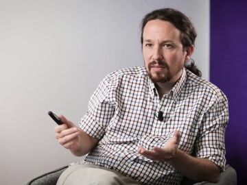 Pablo Iglesias, optimista sobre un Gobierno de cooperación: "es un error amenazar con nuevas elecciones" Pablo Iglesias, optimista sobre un Gobierno de cooperación: "es un error amenazar con nuevas elecciones"
