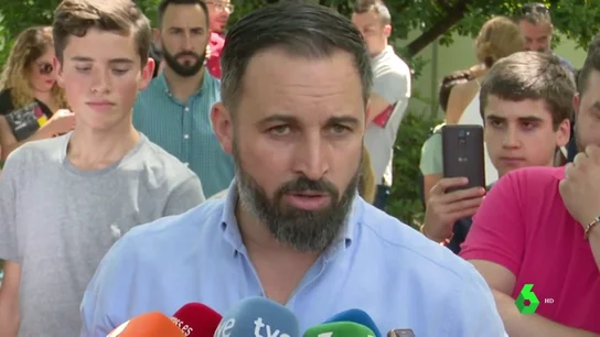 Santiago Abascal defiende a sus concejales de Burgos que dejaron al PP sin la alcaldía Santiago Abascal defiende a sus concejales de Burgos que dejaron al PP sin la alcaldía