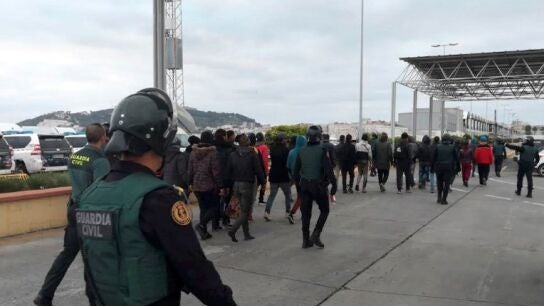 Imagen de archivo de otra operaci&oacute;n de las Fuerzas de Seguridad del Estado en Ceuta