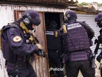 Alberto Chicote se adentra en un dispositivo policial contra el tráfico de almejas ilegales: "Alucino" Alberto Chicote se adentra en un dispositivo policial contra el tráfico de almejas ilegales: "Alucino"