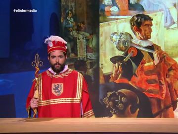 Dani Mateo se convierte en macero, "la legendaria estirpe de funcionarios que está en las instituciones desde el siglo XVII" Dani Mateo se convierte en macero, "la legendaria estirpe de funcionarios que está en las instituciones desde el siglo XVII"