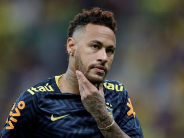 Neymar, durante un partido con Brasil Neymar, durante un partido con Brasil