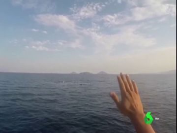 Al menos ocho migrantes mueren en un naufragio cerca de las costas turcas Al menos ocho migrantes mueren en un naufragio cerca de las costas turcas