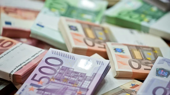 Dinero Dinero