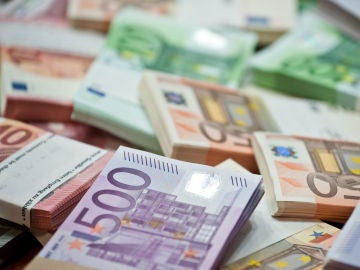 Dinero Dinero