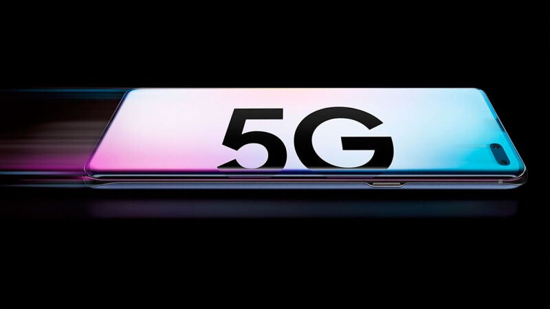 ¿Merece la pena comprarse un móvil compatible con 5G en 2019?