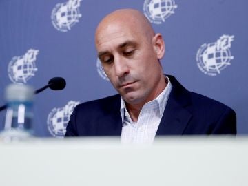 Luis Rubiales, durante la rueda de prensa en la que se ha anunciado el cese de Luis Enrique Luis Rubiales, durante la rueda de prensa en la que se ha anunciado el cese de Luis Enrique
