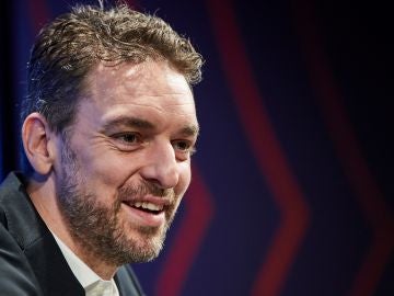 Pau Gasol, hablando ante los medios de comunicación Pau Gasol, hablando ante los medios de comunicación