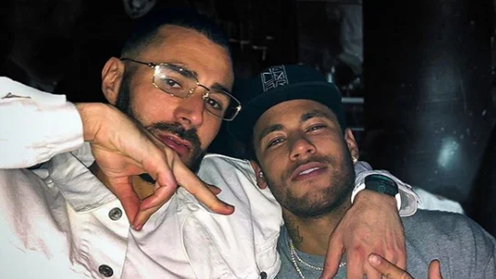 La imagen de Benzema junto a Neymar La imagen de Benzema junto a Neymar