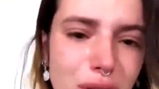 Bella Thorne se enfrenta a Whoopi Goldberg por sus fotos hackeadas: "Culpar a las chicas es asqueroso"