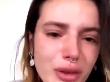 Bella Thorne se enfrenta a Whoopi Goldberg por sus fotos hackeadas: "Culpar a las chicas es asqueroso" Bella Thorne se enfrenta a Whoopi Goldberg por sus fotos hackeadas: "Culpar a las chicas es asqueroso"