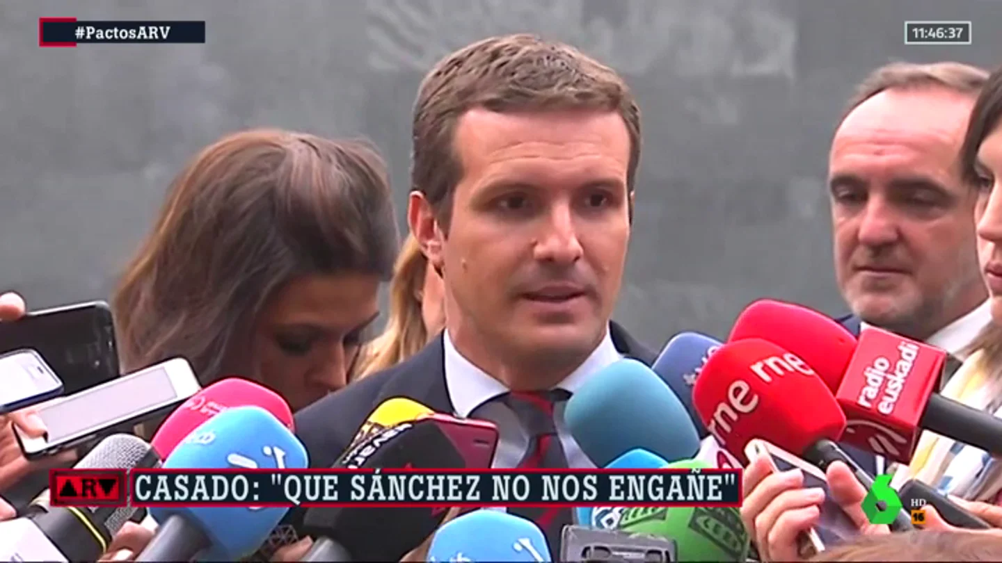 Casado insta a Sánchez a evitar que los "herederos" de ETA decidan en Navarra Casado insta a Sánchez a evitar que los "herederos" de ETA decidan en Navarra