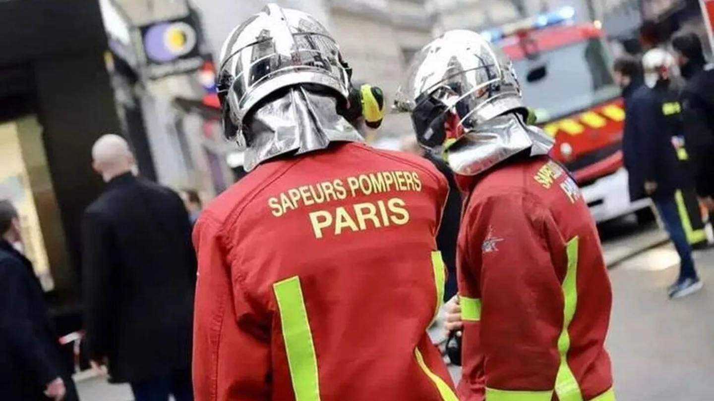 Bomberos en París Bomberos en París