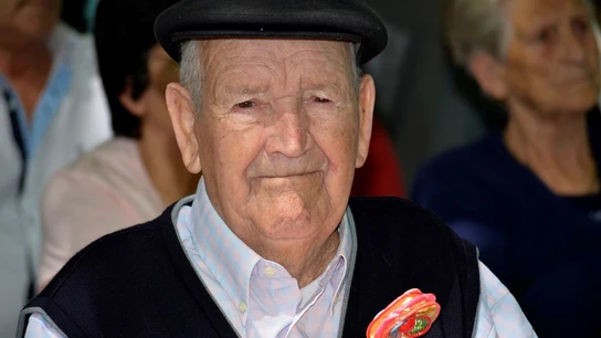 Martín recupera su sonajero 83 años después Martín recupera su sonajero 83 años después