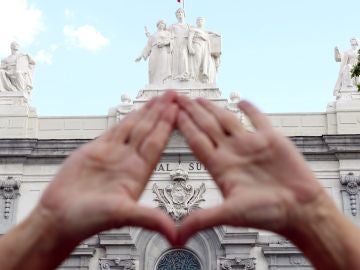 Organizaciones feministas de Madrid se concentran bajo el lema ¡Basta ya de justicia patriarcal! Organizaciones feministas de Madrid se concentran bajo el lema ¡Basta ya de justicia patriarcal!