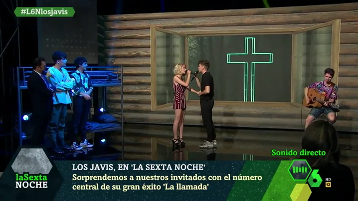 Nerea y Raoul dan la bienvenida a Los Javis en laSexta Noche con la banda sonora de 'La Llamada'