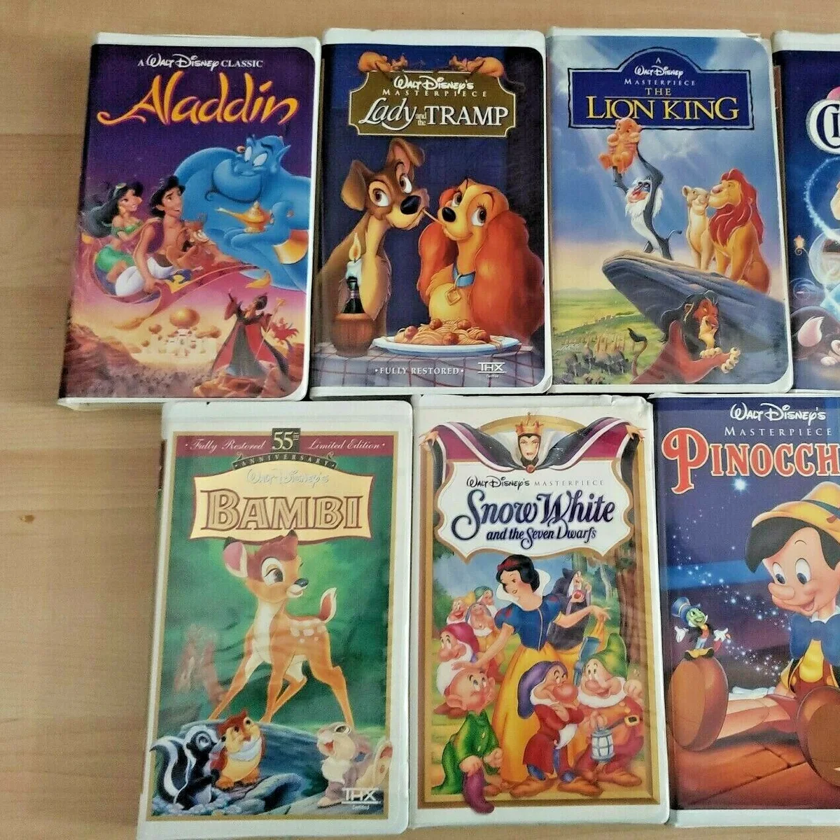 El increíble precio al que se venden las cintas de VHS de Disney en Internet