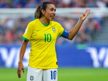 La futbolista Marta, en el partido ante Francia La futbolista Marta, en el partido ante Francia