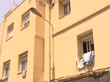 Detenidos dos hombres acusados de abusar sexualmente de una joven en Badalona Detenidos dos hombres acusados de abusar sexualmente de una joven en Badalona