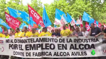 Los trabajadores de Alcoa piden garantías de que mantendrán el empleo ante el Ministerio de Industria