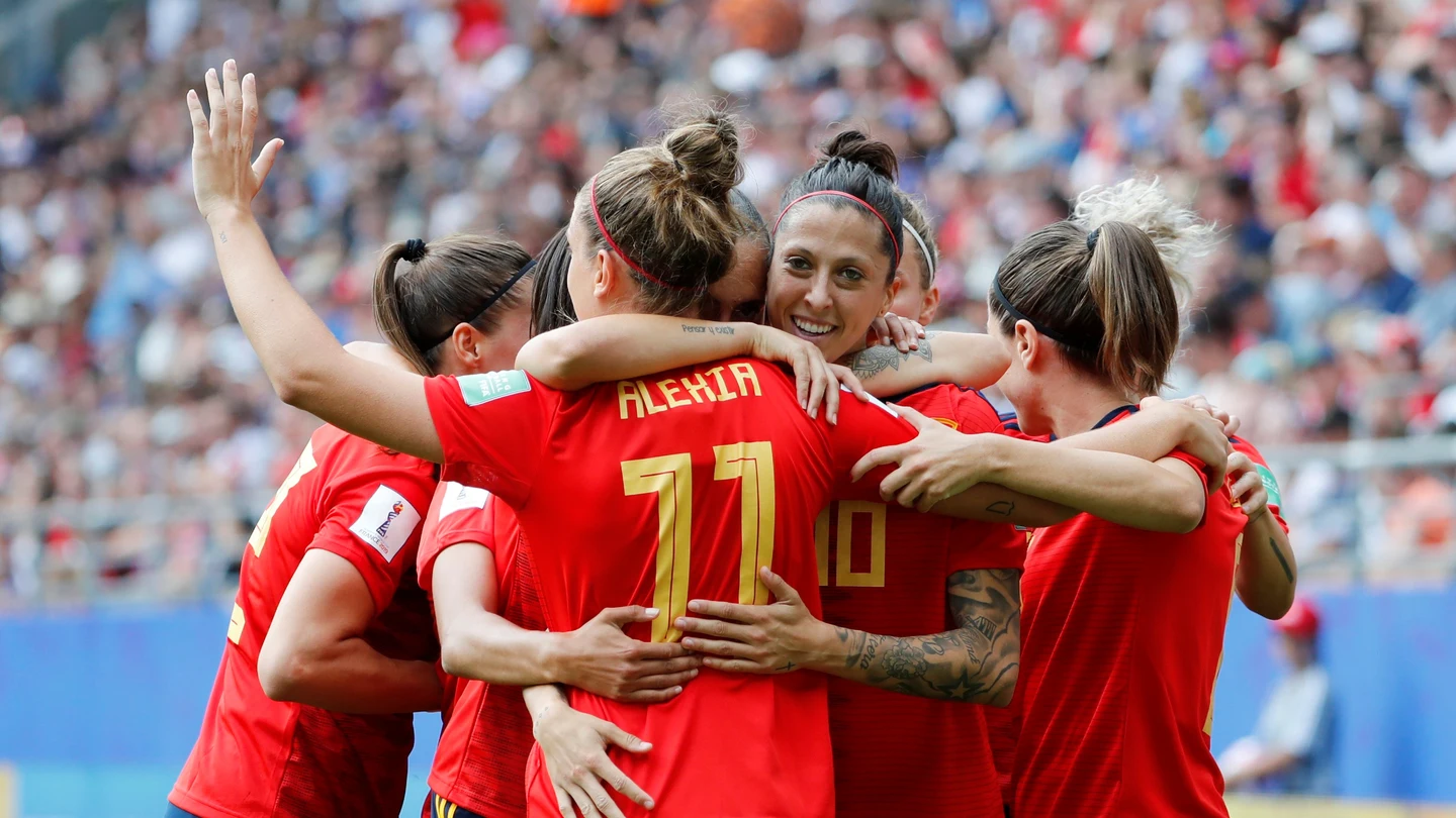 Las jugadoras de la Selección celebran el gol de Jenni Hermoso a Estados Unidos Las jugadoras de la Selección celebran el gol de Jenni Hermoso a Estados Unidos