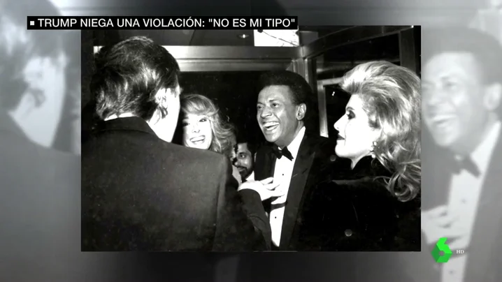 Imagen de la periodista E. Jean Carroll en un evento con Trump