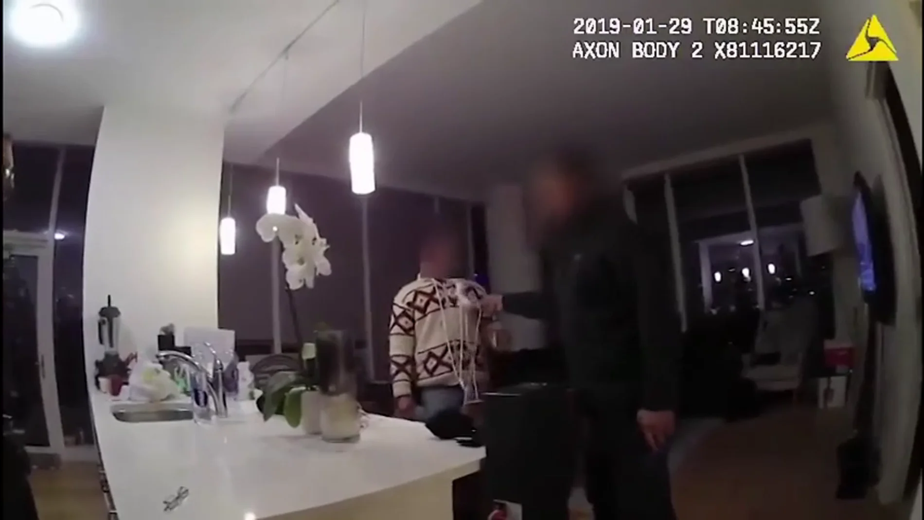 La Policía difunde un vídeo de Jussie Smollett recreando ante los agentes su supuesto ataque racista