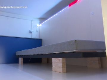 Las precarias condiciones de la vida en un piso colmena: sin cocina, ni paredes, ni seguro Las precarias condiciones de la vida en un piso colmena: sin cocina, ni paredes, ni seguro