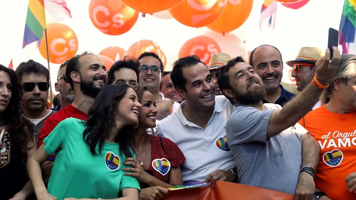 Cs en la manifestación del Orgullo LGTBI