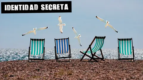 Identidad secreta-Chapa veraniega con sorpresa Identidad secreta-Chapa veraniega con sorpresa
