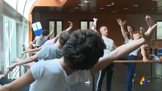 Chicos bailando ballet Chicos bailando ballet