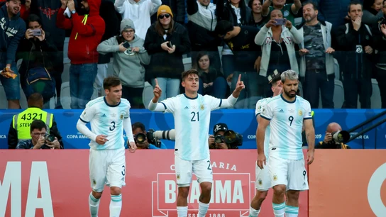 Dybala celebra un gol Dybala celebra un gol