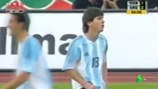 Segunda roja en la carrera de Lionel Messi: la primera, en su debut con Argentina en 2005 Segunda roja en la carrera de Lionel Messi: la primera, en su debut con Argentina en 2005