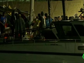 Un Crucero Sin Control Siembra El Panico En Venecia En Medio De