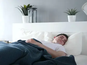 Chico durmiendo Chico durmiendo