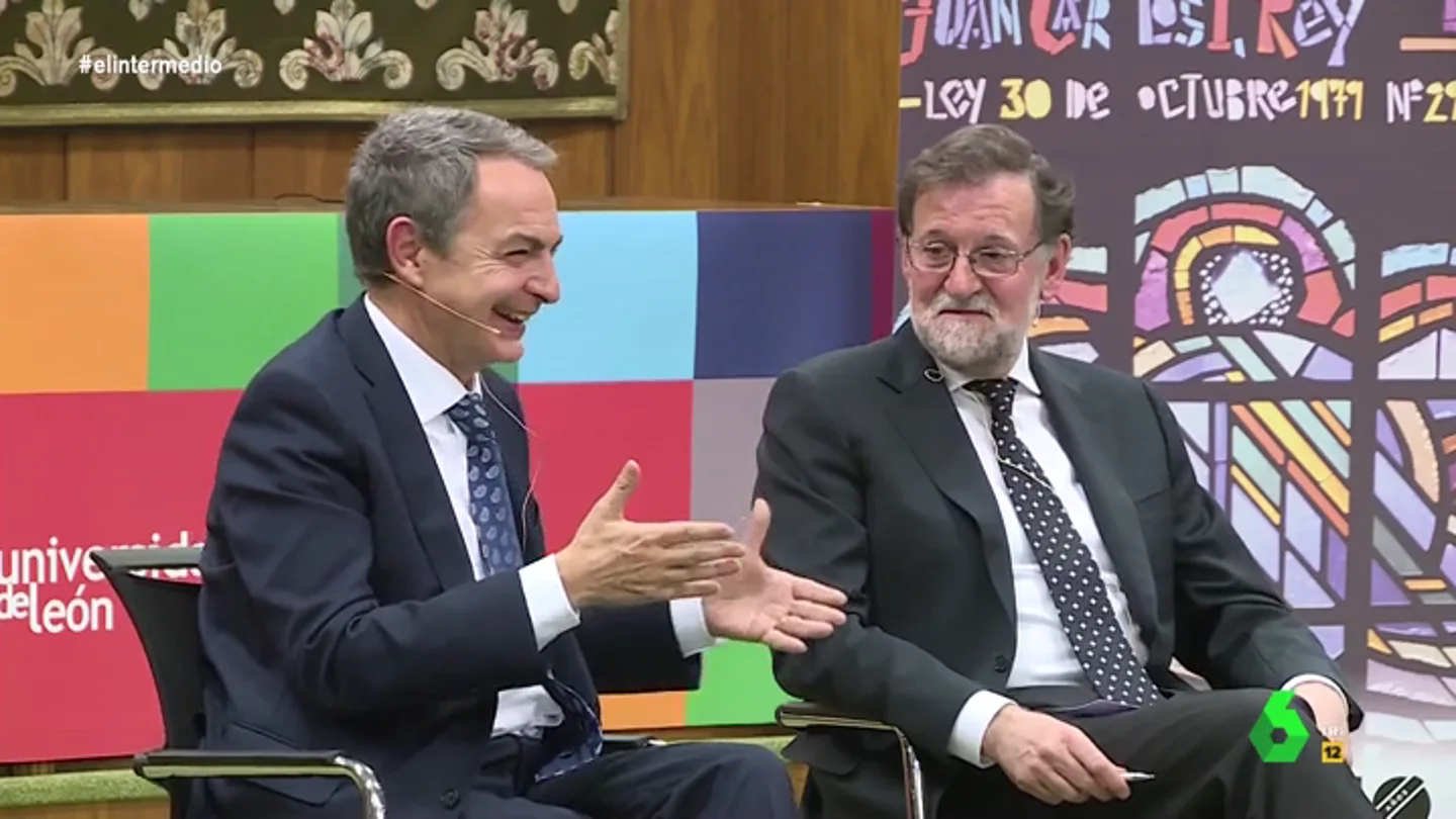 Esta fue la inesperada cara de Rajoy cuando Zapatero le recordó que su familia tiene "antecedentes republicanos" Esta fue la inesperada cara de Rajoy cuando Zapatero le recordó que su familia tiene "antecedentes republicanos"