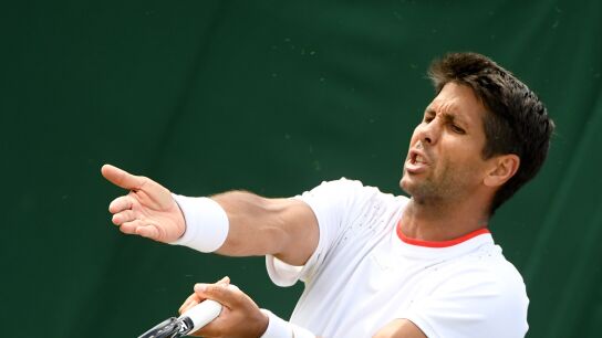 Fernando Verdasco protesta una acci&oacute;n en su partido