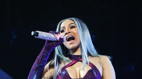 Cardi B durante un concierto Cardi B durante un concierto