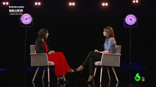 La entrevista de Sandra Sabatés en Mujer tenía que ser a Floria Poyatos La entrevista de Sandra Sabatés en Mujer tenía que ser a Floria Poyatos