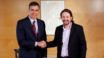 Pedro Sánchez y Pablo Iglesias en una reunión