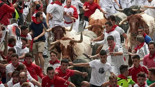 Tercer encierro de San Fermín con los toros de José Escolar Tercer encierro de San Fermín con los toros de José Escolar