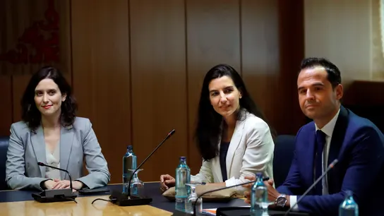 Vox acepta reunirse con PP y Ciudadanos para tratar de desbloquear Madrid Vox acepta reunirse con PP y Ciudadanos para tratar de desbloquear Madrid
