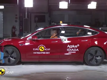 Tesla Model 3 crashtest Tesla Model 3 crashtest