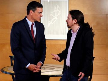 Pedro Sánchez y Pablo Iglesias durante su reunión Pedro Sánchez y Pablo Iglesias durante su reunión
