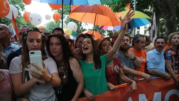 Miembros de Ciudadanos en la manifestación del Orgullo LGTBI