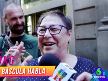 España se atreve a subirse a la báscula en Zapeando: "¡Coño, esto está mal, ¿eh?!" España se atreve a subirse a la báscula en Zapeando: "¡Coño, esto está mal, ¿eh?!"