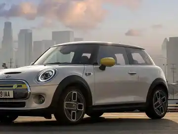 MINI Cooper SE MINI Cooper SE